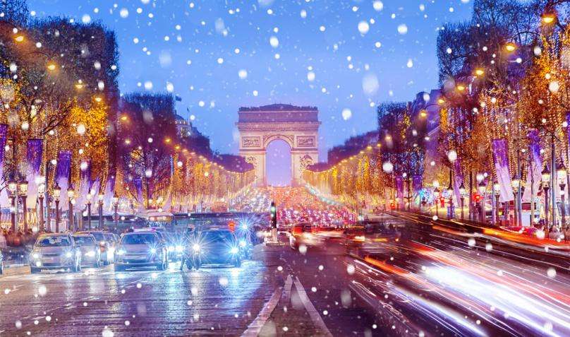 A Christmas in Paris